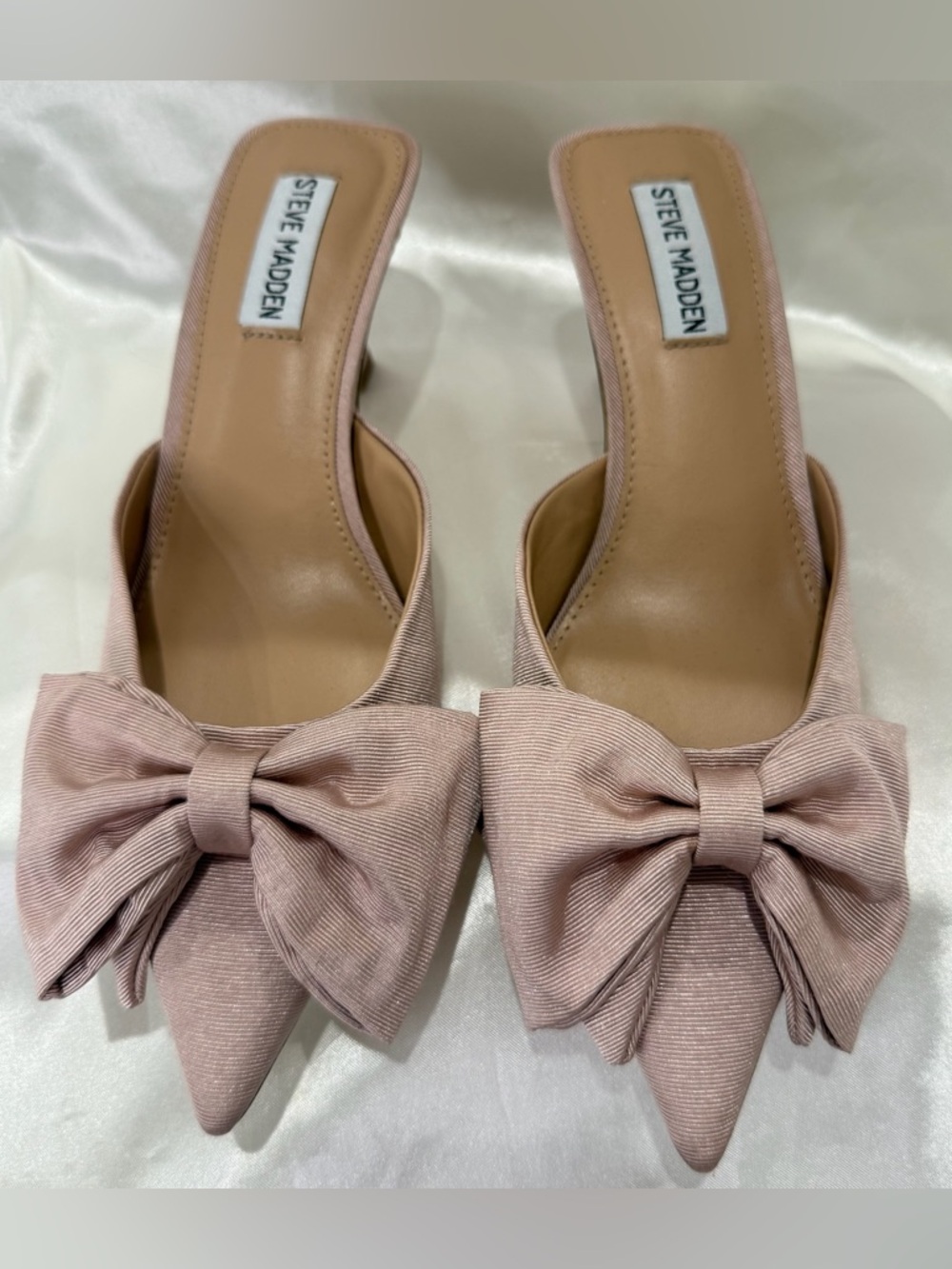 Steve Madden Blush Pink Bow Pointed Toe Heels